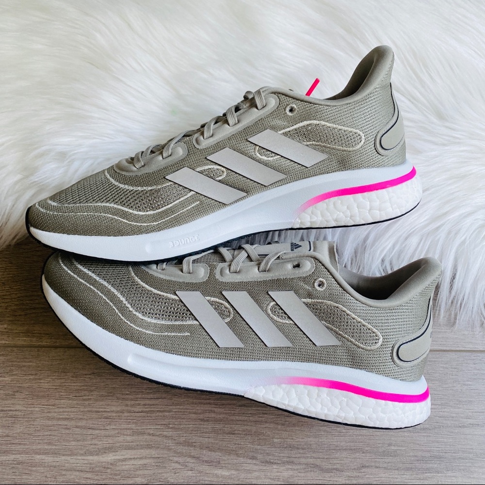 NWT Adidas Supernova Women’s Shoes - Picture 7 of 9